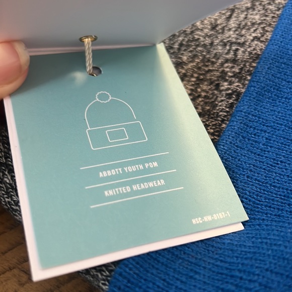 Kids Hershel Toque | ABBOTT YOUTH POM - Picture 7 of 7